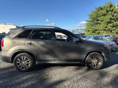 More photos of 2011 Kia Sorento EX at Hi Lo Auto Sales - Frederick - Route 40, MD