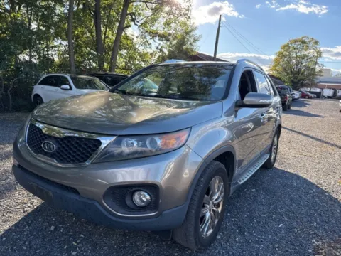 Silver 2011 Kia Sorento EX for sale in Frederick, MD