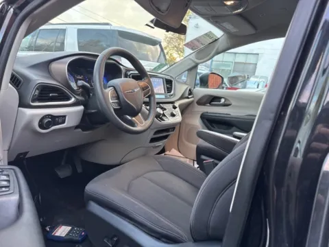 More photos of 2018 Chrysler Pacifica LX at Hi Lo Auto Sales - Frederick - Route 40, MD