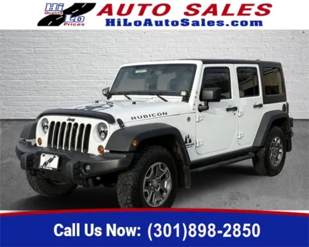 White 2013 Jeep Wrangler Unlimited Rubicon for sale in Frederick, MD