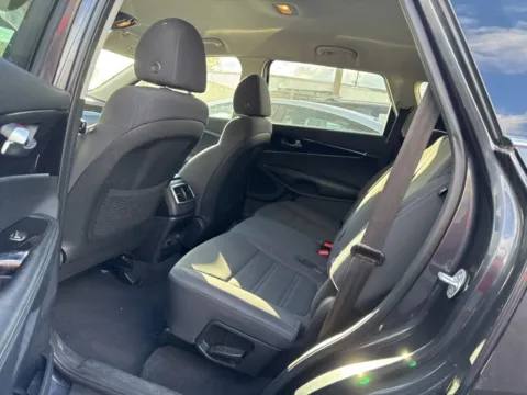 Photos of 2019 Kia Sorento LX for sale in Frederick, MD at Hi Lo Auto Sales - Frederick - Route 40