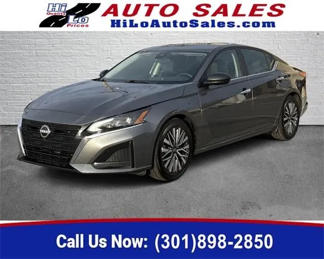 2024 Nissan Altima SV