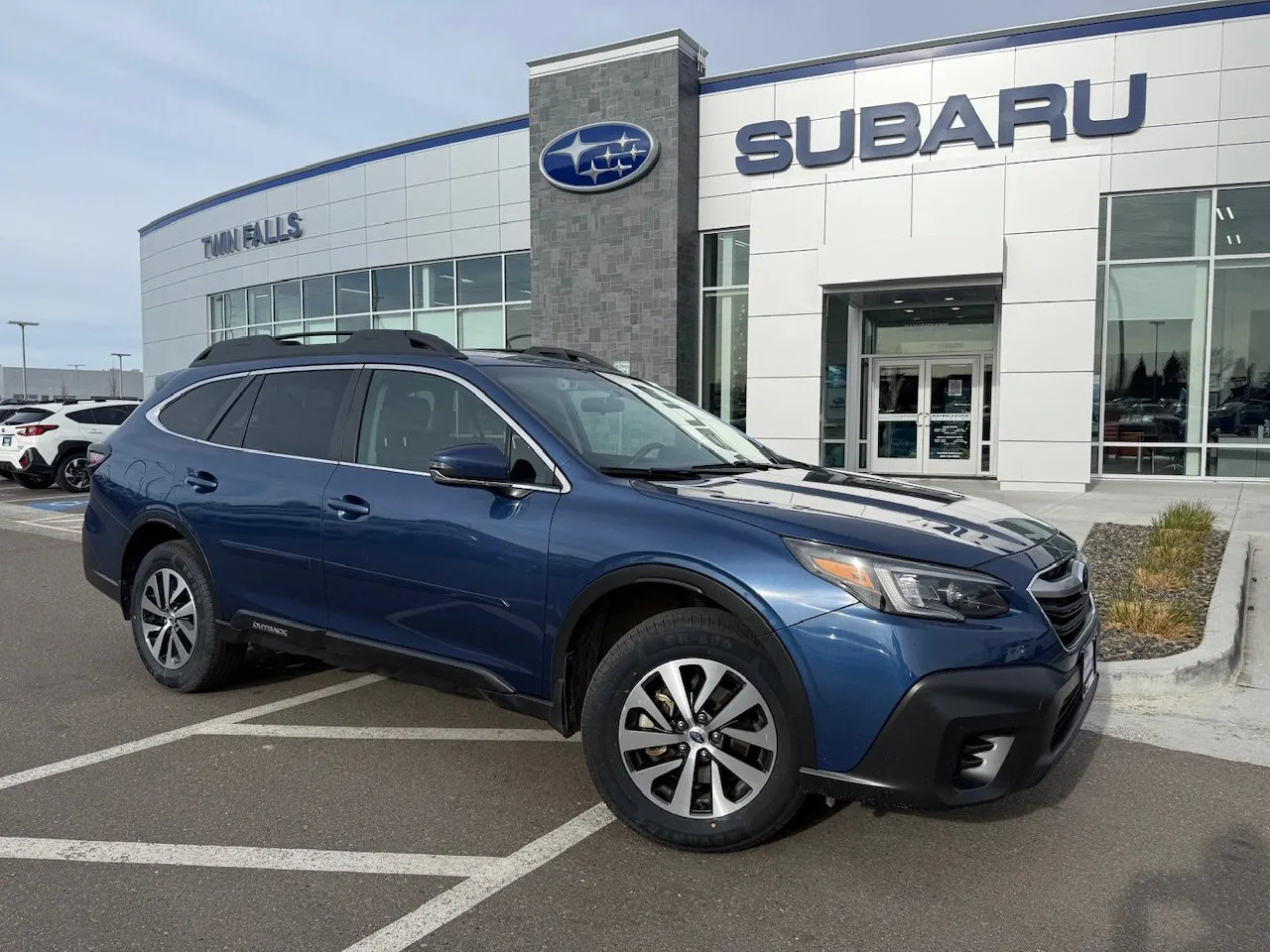 Blue 2022 Subaru Outback Premium for sale in Twin Falls, ID