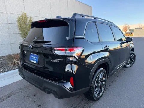 More photos of 2025 Subaru Forester Premium Hybrid at Twin Falls Subaru, ID