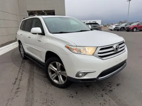 Photos of 2011 Toyota Highlander Limited for sale in Twin Falls, ID at Twin Falls Subaru