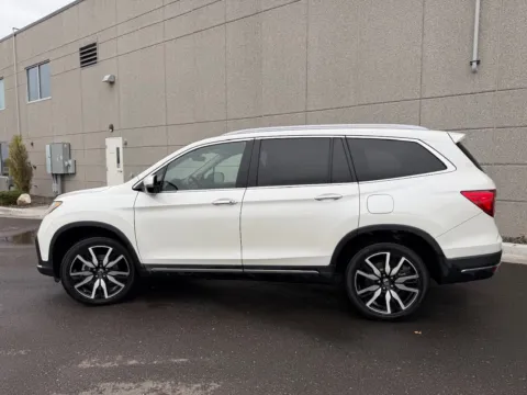 More photos of 2019 Honda Pilot Touring 7-Passenger at Twin Falls Subaru, ID