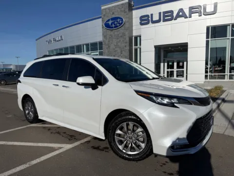 White 2022 Toyota Sienna XLE for sale in Twin Falls, ID