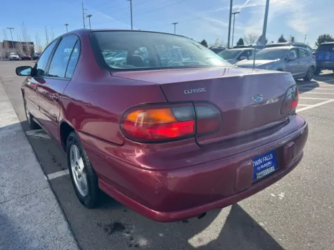 More photos of 2005 Chevrolet Classic at Twin Falls Subaru, ID