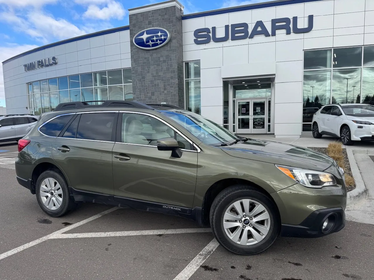 Green 2016 Subaru Outback 2.5i Premium for sale in Twin Falls, ID