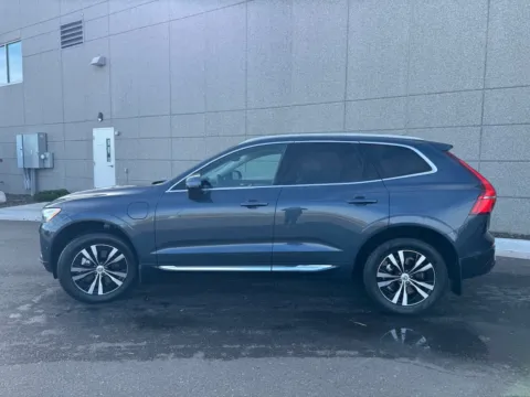 More photos of 2022 Volvo XC60 Recharge Plug-In Hybrid Inscription Expression at Twin Falls Subaru, ID