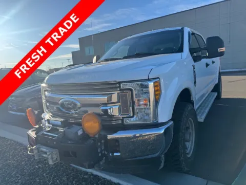 White 2017 Ford Super Duty F-350 SRW XLT for sale in Twin Falls, ID
