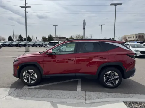 More photos of 2025 Hyundai Tucson Hybrid SEL Convenience at Twin Falls Subaru, ID