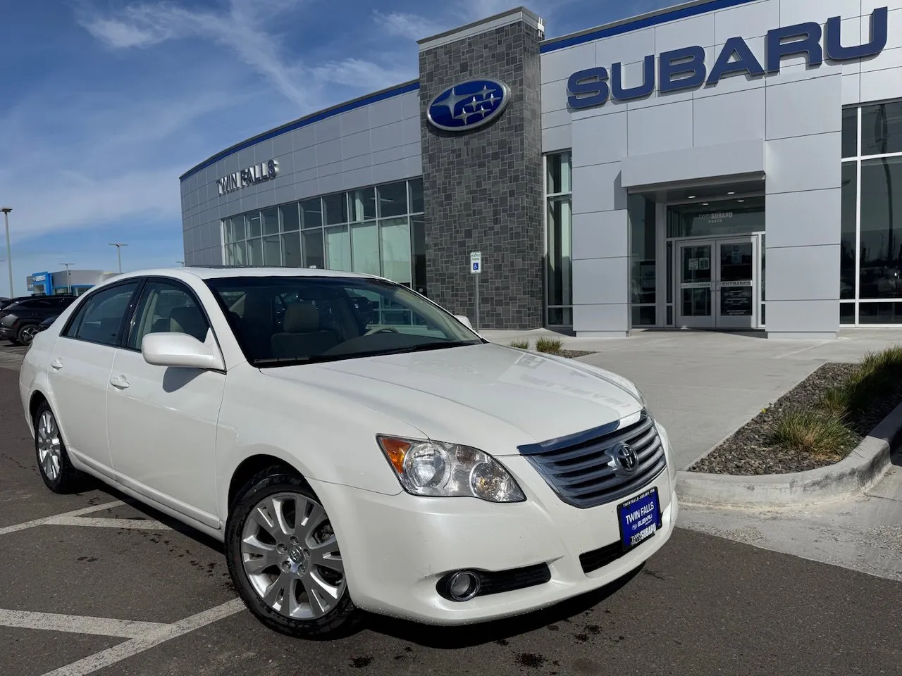 White 2008 Toyota Avalon Limited for sale in Twin Falls, ID