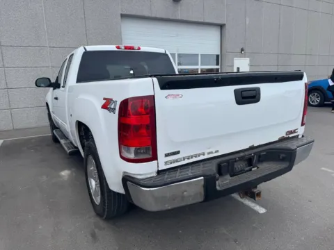 More photos of 2011 GMC Sierra 1500 SLE at Twin Falls Subaru, ID