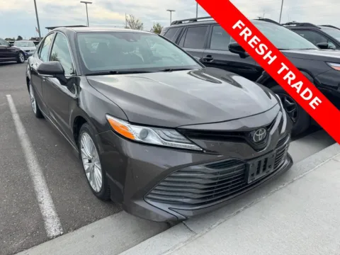 Brown 2019 Toyota Camry XLE for sale in Twin Falls, ID