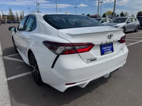 More photos of 2021 Toyota Camry SE at Twin Falls Subaru, ID