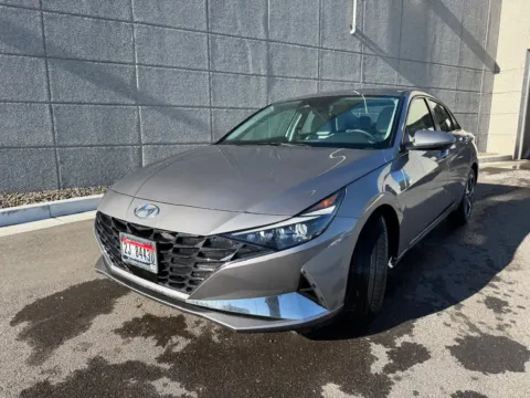 More photos of 2021 Hyundai Elantra Limited at Twin Falls Subaru, ID