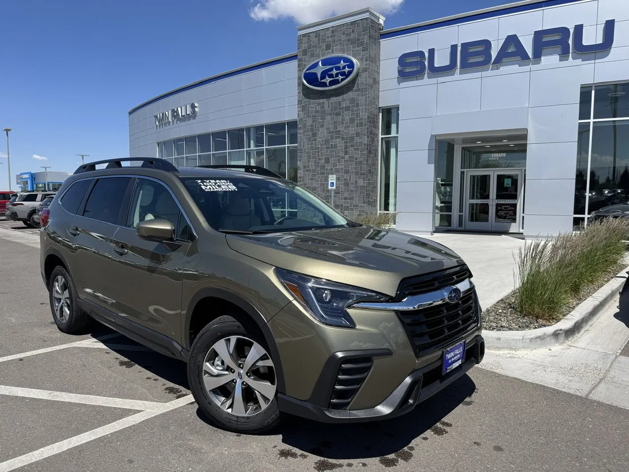 Green 2025 Subaru Ascent Premium for sale in Twin Falls, ID