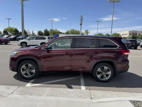 More photos of 2019 Toyota Highlander Limited Platinum at Twin Falls Subaru, ID