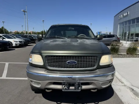 Photos of 2000 Ford Expedition Eddie Bauer for sale in Twin Falls, ID at Twin Falls Subaru