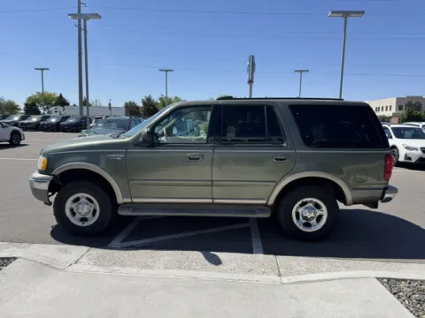 More photos of 2000 Ford Expedition Eddie Bauer at Twin Falls Subaru, ID