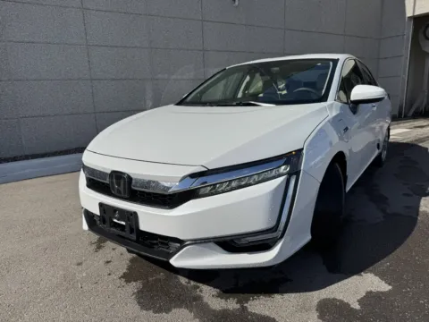 Photos of 2018 Honda Clarity Plug-In Hybrid for sale in Twin Falls, ID at Twin Falls Subaru