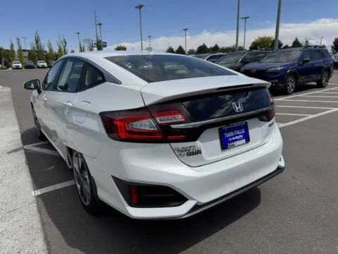 More photos of 2018 Honda Clarity Plug-In Hybrid at Twin Falls Subaru, ID