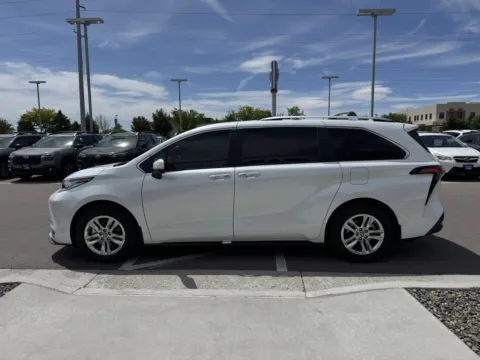 More photos of 2025 Toyota Sienna Limited Hybrid at Twin Falls Subaru, ID