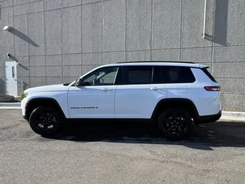 More photos of 2023 Jeep Grand Cherokee L Altitude at Twin Falls Subaru, ID