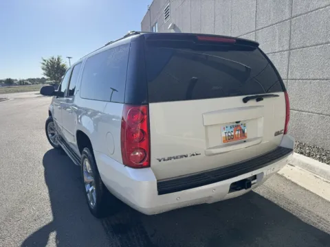 More photos of 2014 GMC Yukon XL SLT at Twin Falls Subaru, ID