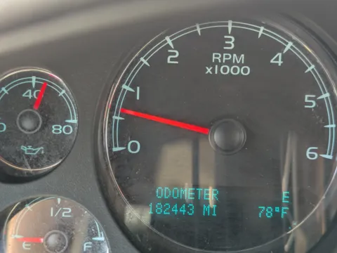 Another view of 2014 GMC Yukon XL SLT for sale in Twin Falls, ID at Twin Falls Subaru