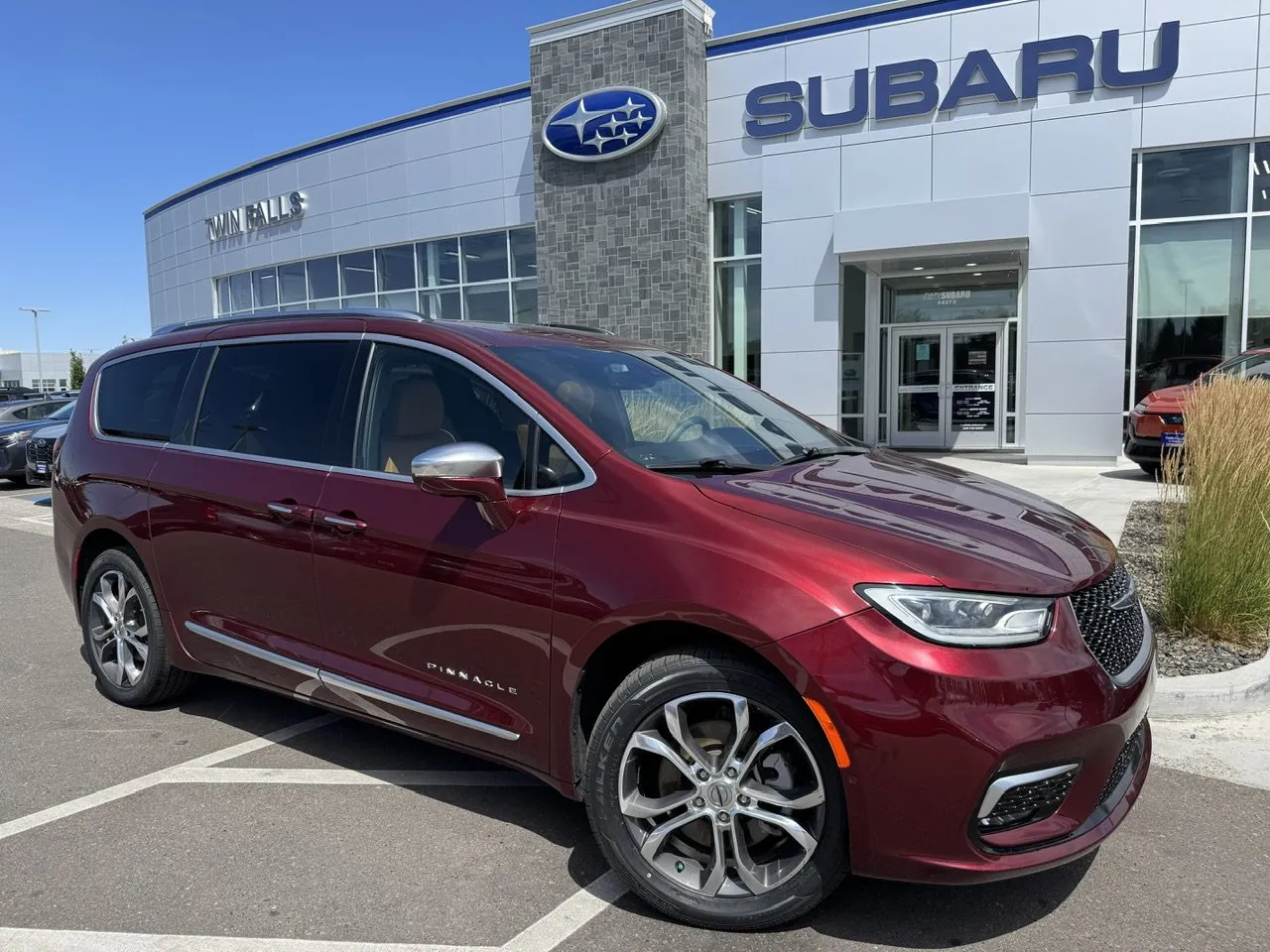 Red 2022 Chrysler Pacifica Pinnacle for sale in Twin Falls, ID