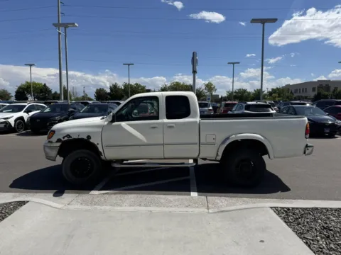 More photos of 2001 Toyota Tundra Ltd at Twin Falls Subaru, ID