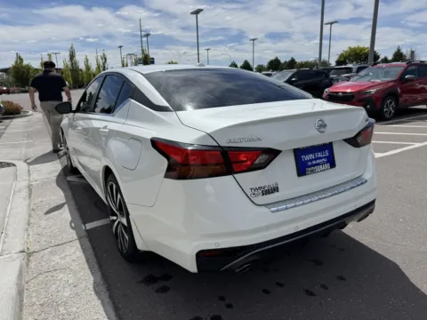 More photos of 2020 Nissan Altima 2.5 SR at Twin Falls Subaru, ID