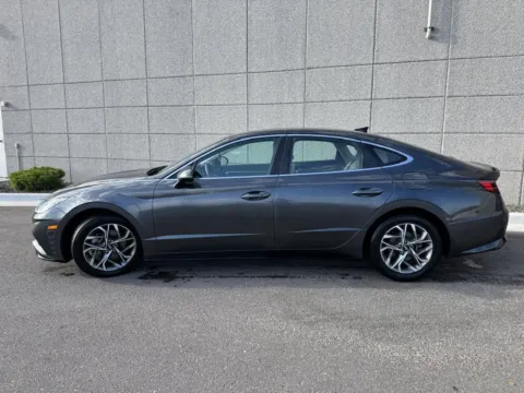 More photos of 2023 Hyundai Sonata SEL at Twin Falls Subaru, ID