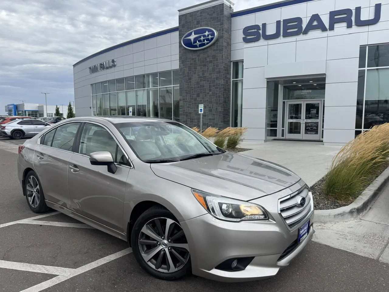 Gray 2017 Subaru Legacy Limited for sale in Twin Falls, ID
