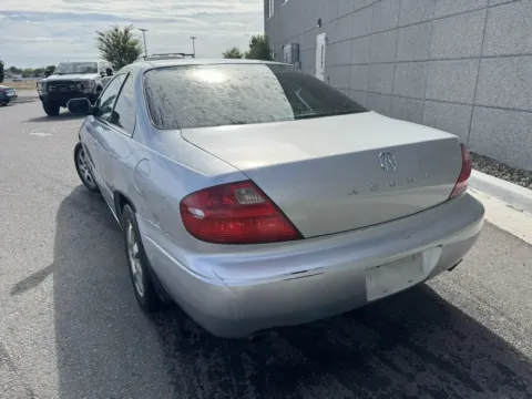 More photos of 2001 Acura CL 3.2 at Twin Falls Subaru, ID