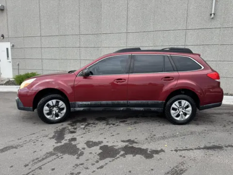 More photos of 2013 Subaru Outback 2.5i at Twin Falls Subaru, ID