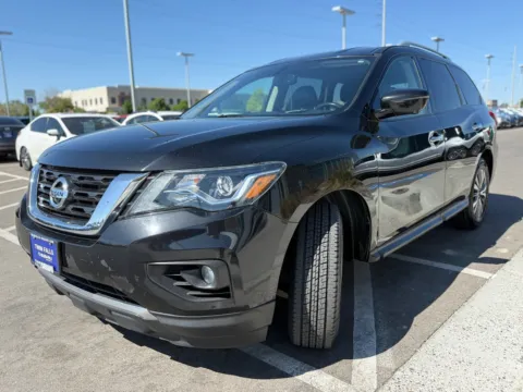 More photos of 2020 Nissan Pathfinder SL at Twin Falls Subaru, ID