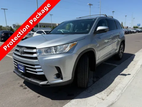 More photos of 2019 Toyota Highlander LE at Twin Falls Subaru, ID