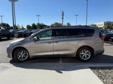 More photos of 2017 Chrysler Pacifica Touring-L at Twin Falls Subaru, ID