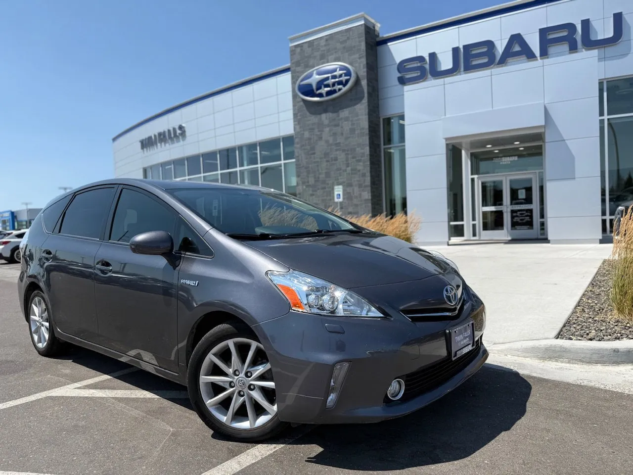 Gray 2014 Toyota Prius v Five for sale in Twin Falls, ID