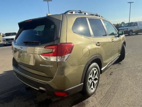 More photos of 2023 Subaru Forester Premium at Twin Falls Subaru, ID