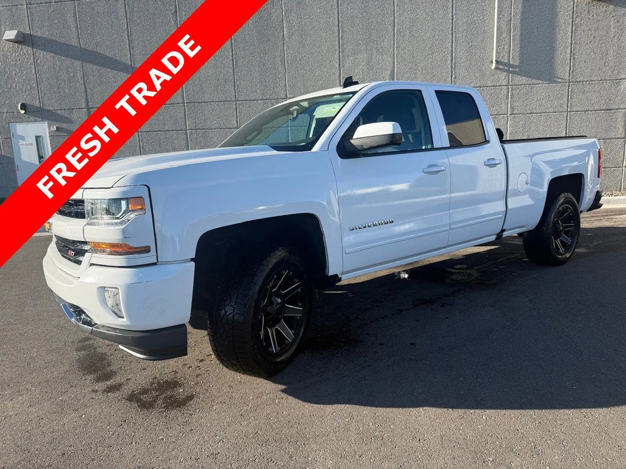 White 2017 Chevrolet Silverado 1500 LT for sale in Twin Falls, ID