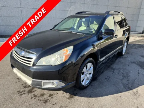 Black 2011 Subaru Outback 2.5i Limited Pwr Moon for sale in Twin Falls, ID