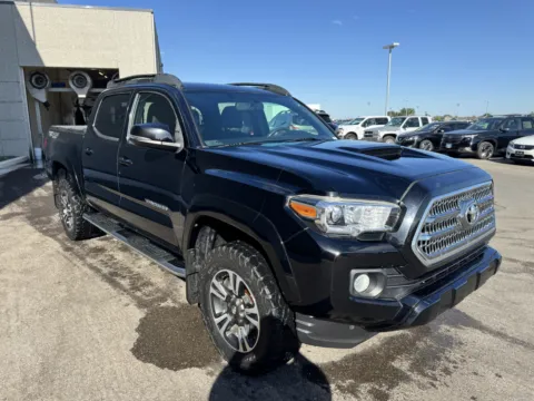 Photos of 2017 Toyota Tacoma TRD Sport for sale in Twin Falls, ID at Twin Falls Subaru