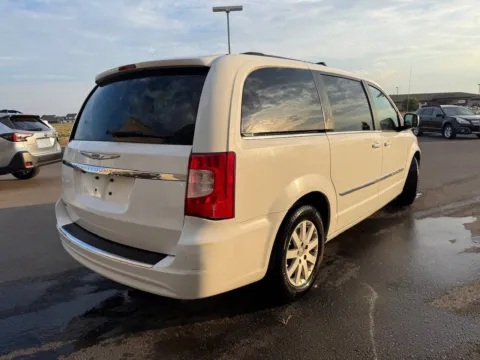 More photos of 2014 Chrysler Town & Country Touring at Twin Falls Subaru, ID