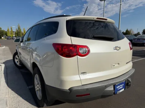 More photos of 2012 Chevrolet Traverse LT w/2LT at Twin Falls Subaru, ID