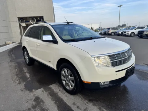 Photos of 2007 Lincoln MKX for sale in Twin Falls, ID at Twin Falls Subaru