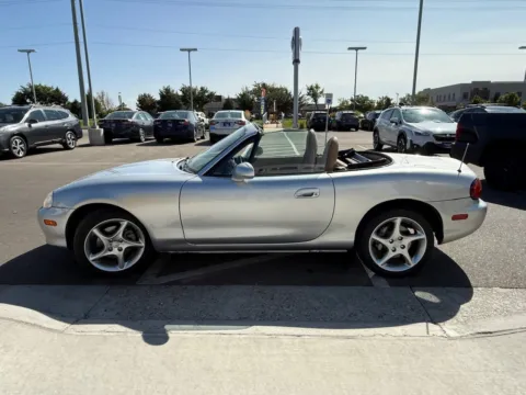 More photos of 2001 Mazda MX-5 Miata at Twin Falls Subaru, ID